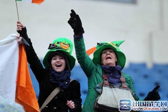 加油用英语怎么说-加油用英语怎么表达