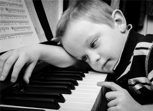 孩子学钢琴的最佳年龄