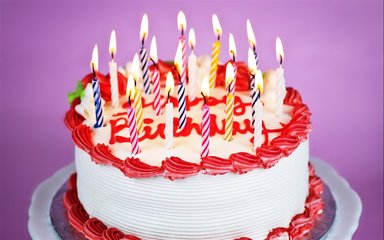 为什么往生日蛋糕上插蜡烛并不好