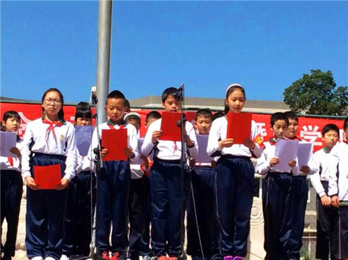 小学学生代表开学国旗下讲话演讲稿400字