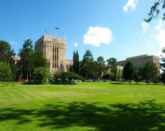 昆士兰大学