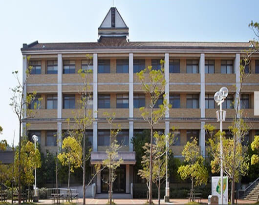 兵库县立大学