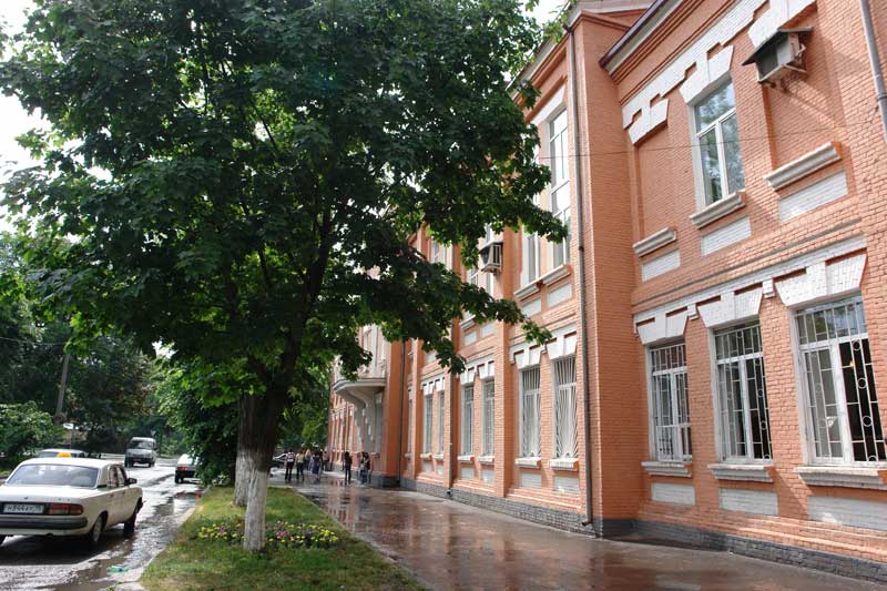北奥塞梯国立医学院