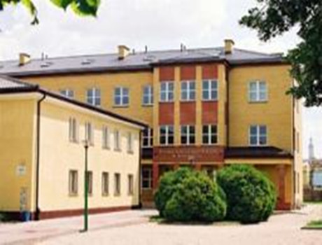 比亚威斯托克经济学院