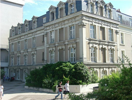 法国西部天主教大学