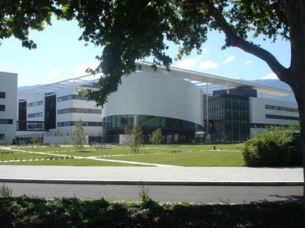 格勒诺布尔国立高等物理、电力与材料学校
