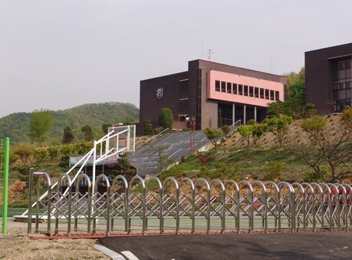 韩民大学