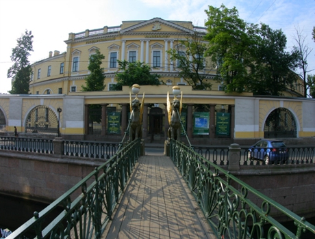 圣彼得堡国立经济大学