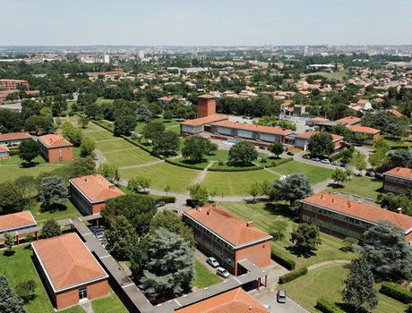 图卢兹大学