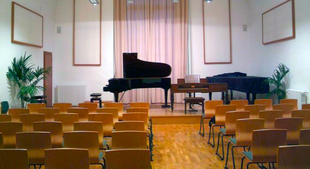 锡耶纳私立音乐学院